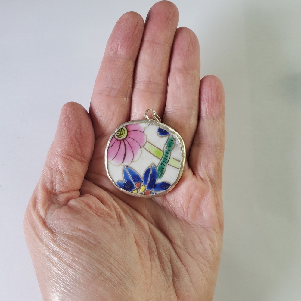 Floral Porcelain Pottery Shard Pendant Pink & Blue Vintage Broken China Jewelry - Picture 5 of 12